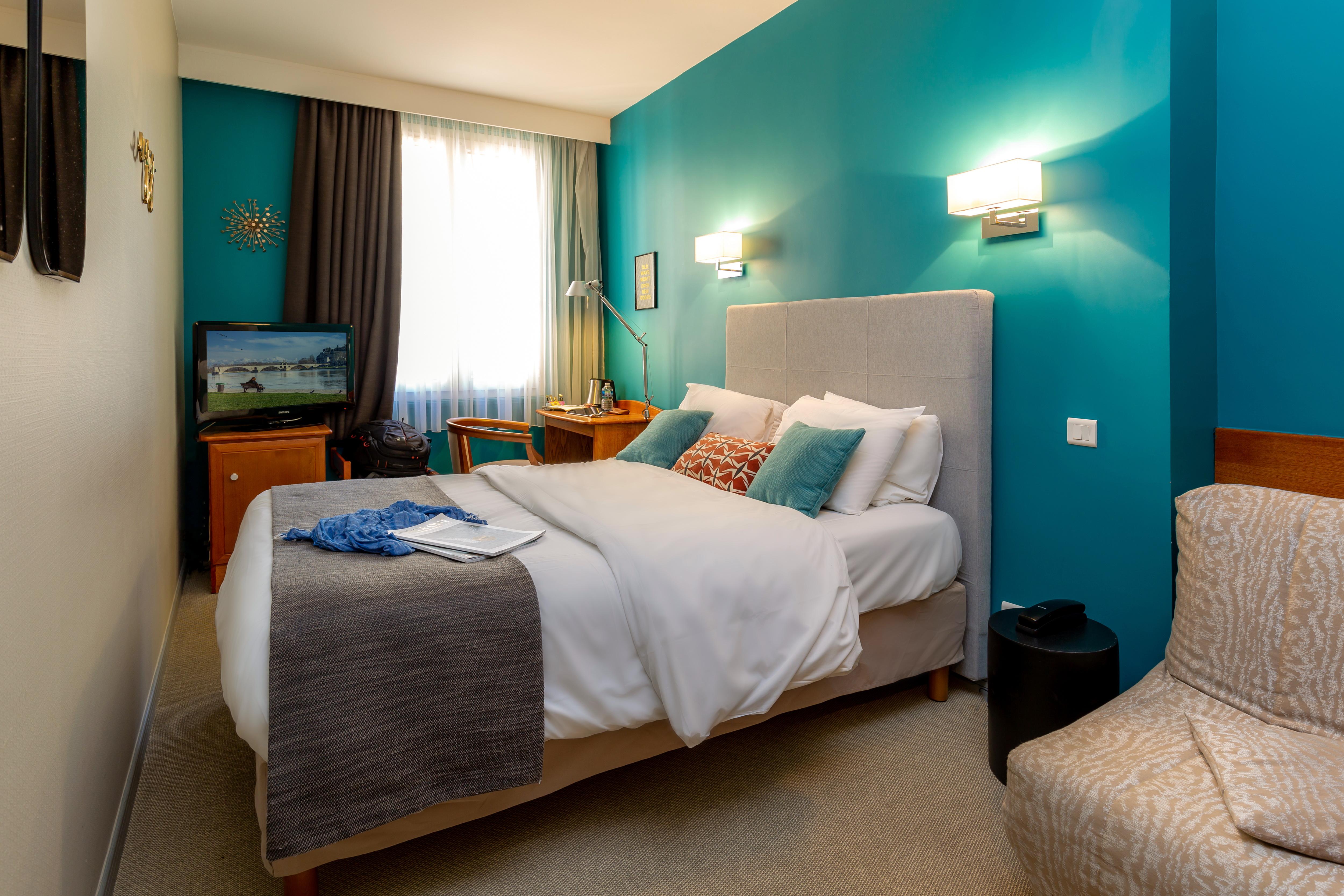 Hotel Kyriad - Palais Des Papes