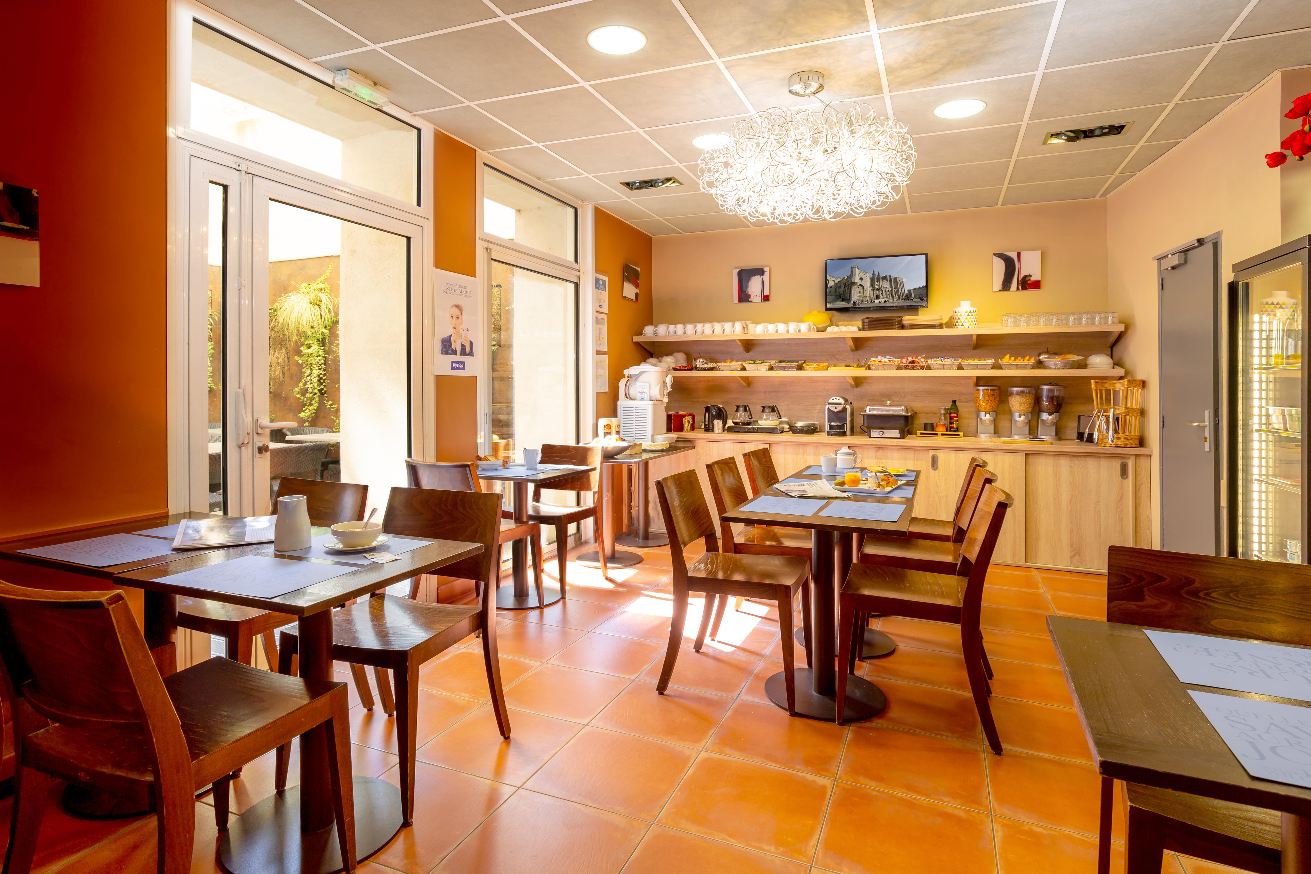 Hotel Kyriad - Palais Des Papes Avignon