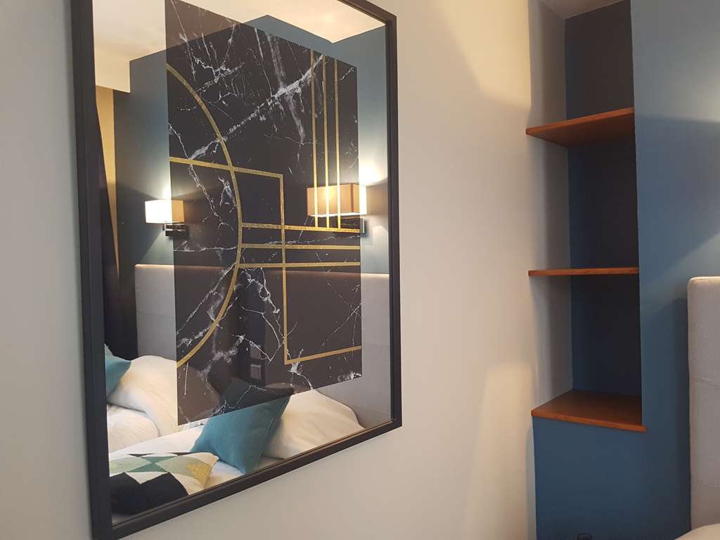 Kyriad - Palais Des Papes Hotel Avignon